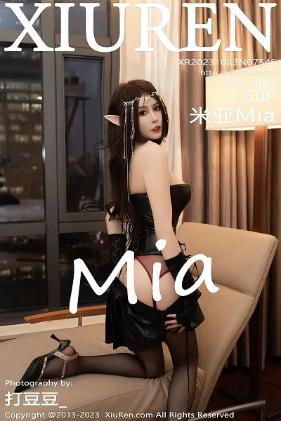 [XiuRen秀人网]No.7546_模特米亚Mia性感精灵装扮黑色情趣服饰配黑丝吊袜惹火诱惑写真50P