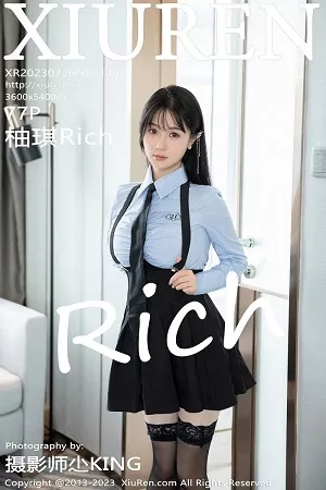 [XiuRen秀人网]No.7140_模特柚琪Rich性感学妹装扮半脱露黑色内衣秀丰腴美臀诱惑写真76P
