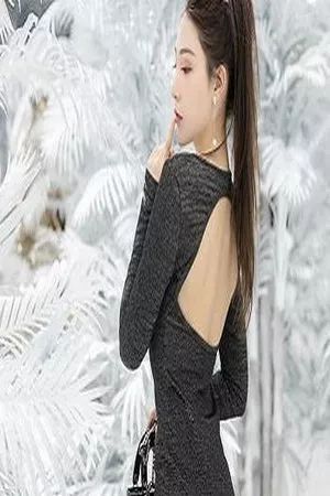 [IMISS爱蜜社]Vol.443_气质女神Lynn刘奕宁明亮空间拍摄主题高挑身材迷人写真41P