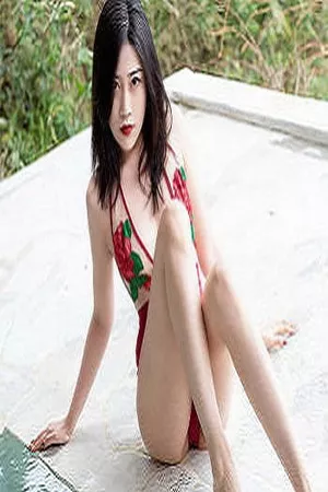 [IMISS爱蜜社]Vol.349_女神许诺Sabrina日本樱花旅拍精致镂空内衣湿身诱惑写真38P