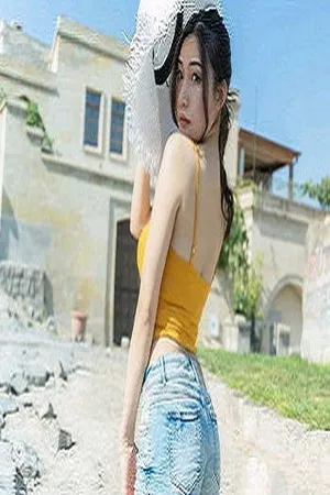 [IMISS爱蜜社]Vol.319_女神小狐狸Kathryn土耳其旅拍吊带内衣配牛仔热裤性感写真40P