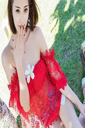 [IMISS爱蜜社]Vol.169_甜美女神杨晨晨sugar沙巴旅拍红色球服海边沙滩性感写真45P
