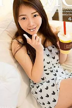 [Tukmo兔几盟]Vol.101_嫩模绵绵最新私房少女与食物系列清爽甜美写真44P