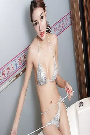 [YouWu尤物馆]Vol.059_嫩模婕西儿jessie酒店浴缸里解比基尼完美酮体诱惑写真38P