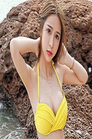 [FeiLin嗲囡囡]Vol.110_嫩模luna张静燕海边沙滩性感黄色比基尼秀完美身材写真40P