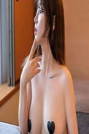 [YouMi尤蜜荟]Vol.284_女神王雨纯日本旅拍魅惑猫耳装露豪乳遮点极致诱惑写真51P