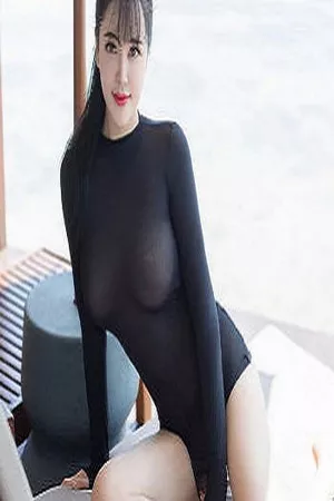 [YouMi尤蜜荟]Vol.117_女神刘钰儿马尔代夫旅拍透视黑丝上衣无内秀豪乳诱惑写真38P