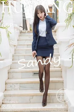 [HuaYang花漾]Vol.247_女神周于希云南旅拍私人管家主题开档黑丝裤袜诱惑写真65P