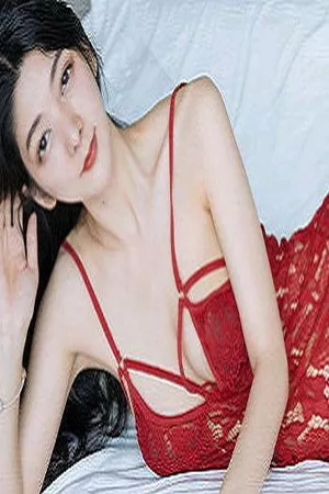 [HuaYang花漾]Vol.108_女神Angela喜欢猫私房红色缕空内衣+白色蕾丝内衣诱惑写真41P