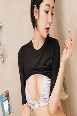 [XiaoYu画语界]Vol.083_女神Angela喜欢猫私房浴室里白色蕾丝内衣湿身诱惑写真60P
