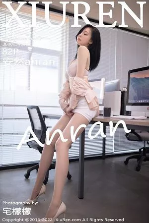 [XiuRen秀人网]No.5960_模特安然anran浅色上衣配白色短裙露蕾丝内衣原色丝袜诱惑写真82P