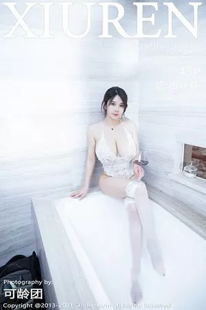 [XiuRen秀人网]No.3121_嫩模奶油妹妹精致镂空情趣内衣配蕾丝袜秀童颜巨乳极致诱惑写真45P