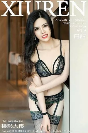 [XiuRen秀人网]No.2883_嫩模白甜私房青瓷色镂空蕾丝内衣半脱露白嫩翘臀极致诱惑写真91P