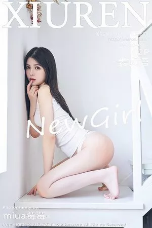 [XiuRen秀人网]No.2571_嫩模姜贞语私房性感吊带内衣半脱露豪乳拉罐遮点极致诱惑写真62P