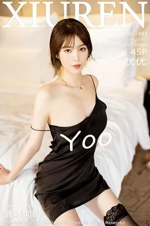 [XiuRen秀人网]No.2483_嫩模yoo优优私房吊带睡裙配蕾丝袜半脱露火辣身材撩人诱惑写真45P