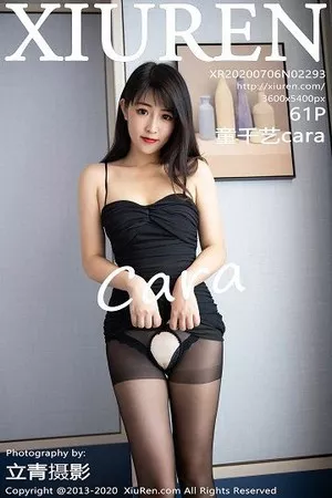 [XiuRen秀人网]No.2293_嫩模童千艺cara私房床上黑色内衣配开档黑丝裤袜撩人诱惑写真61P