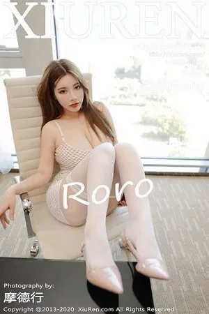 [XiuRen秀人网]No.2210_嫩模软软Roro私房缕空情趣网衣半脱秀巨乳肥臀惹火诱惑写真43P