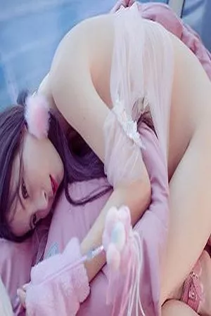 [XiuRen秀人网]No.2120_嫩模小蛮妖_honey私房粉色真空薄纱裙秀魔鬼身材撩人诱惑写真75P