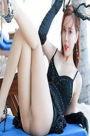[XiuRen秀人网]No.1728_嫩模艾小青户外海边兔女郎超薄无内肉丝裤袜撩人诱惑写真38P