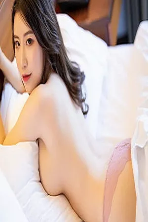 [XiuRen秀人网]No.1697_女神绯月樱-Cherry私房缕空蕾丝内衣半脱露傲人豪乳诱惑写真100P