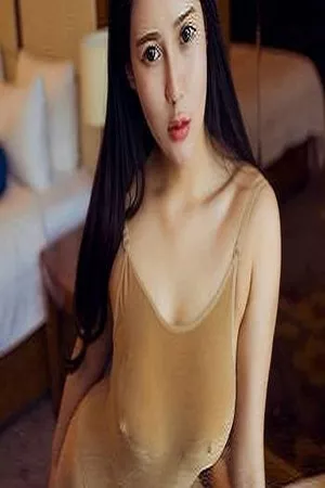 [XiuRen秀人网]No.1359_网红大城小爱Alice紧身体操服湿身秀完美身材撩人诱惑写真47P