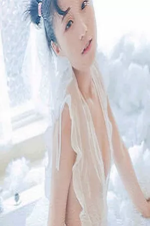 [XiuRen秀人网]No.1313_豪乳嫩模仓井优香私房白色蕾丝薄纱露傲人豪乳撩人诱惑写真45P