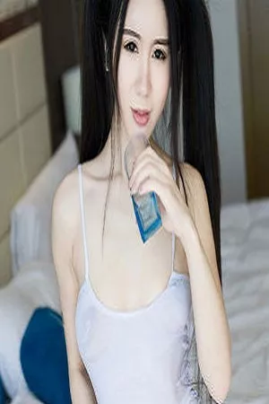 [XiuRen秀人网]No.957_嫩模欧阳若依私房白色连体比基尼湿身透视秀美乳激凸诱惑写真45P