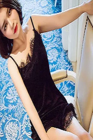 [XiuRen秀人网]No.879_嫩模女神廿十黑色蕾丝睡裙秀完美身材浴室湿身诱惑写真48P