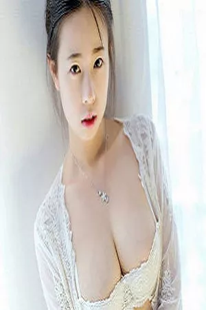 [XiuRen秀人网]No.641_嫩模草莓zz智齿美少女白色日系死库水秀傲人巨乳写真64P