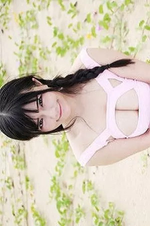 [MyGirl美媛馆]Vol.230_巨乳嫩模崔乖艺性感花色比基尼童颜巨乳诱惑写真54P