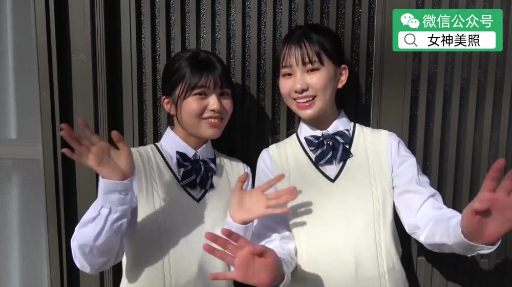 松田実桜,西尾希美 -水着＆制服! 興居島撮影魅力発見
