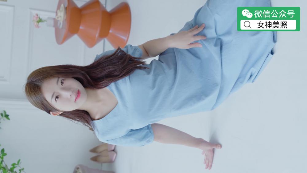 身材模特杨瑞允装书美艳少妇装，现场换衣视频