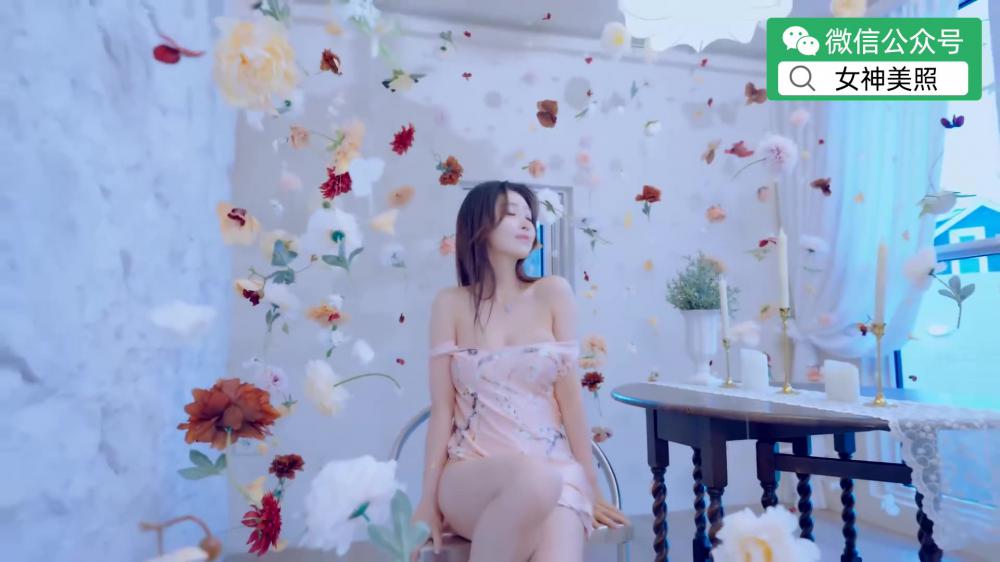Ainn -拾花漫春菲 网络画报映像