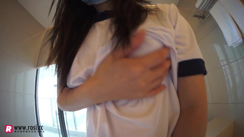 ROSI视频 025 性感美女模特巨乳抖奶写真视频