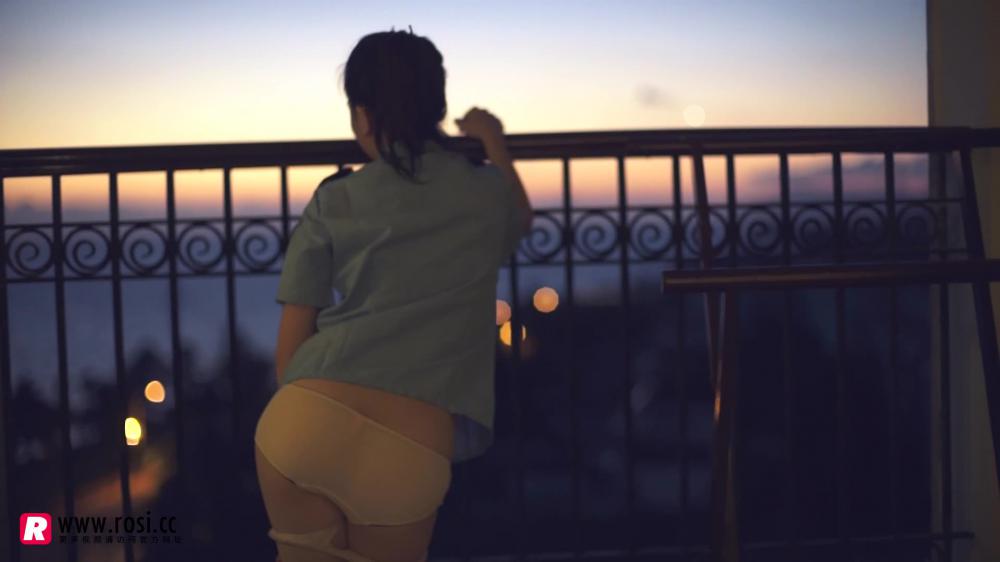 ROSI视频 019 性感丝袜美女模特换衣写真视频