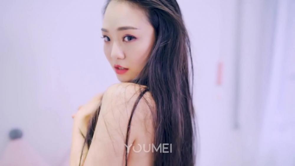 尤美视频 131 女友の娇羞 许文婷性感写真视频